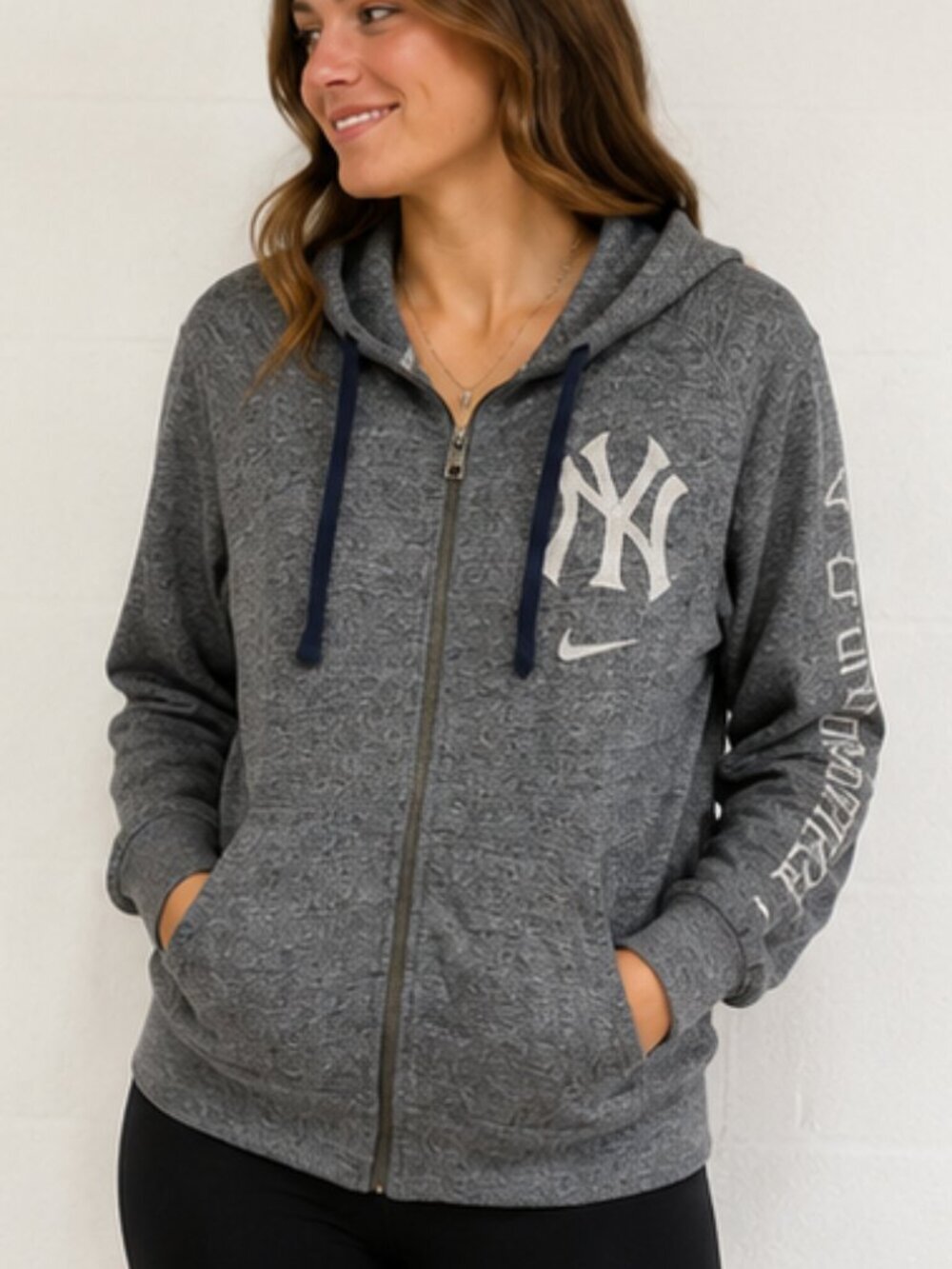 Nike grey navy blue New York Yankees full zip medium